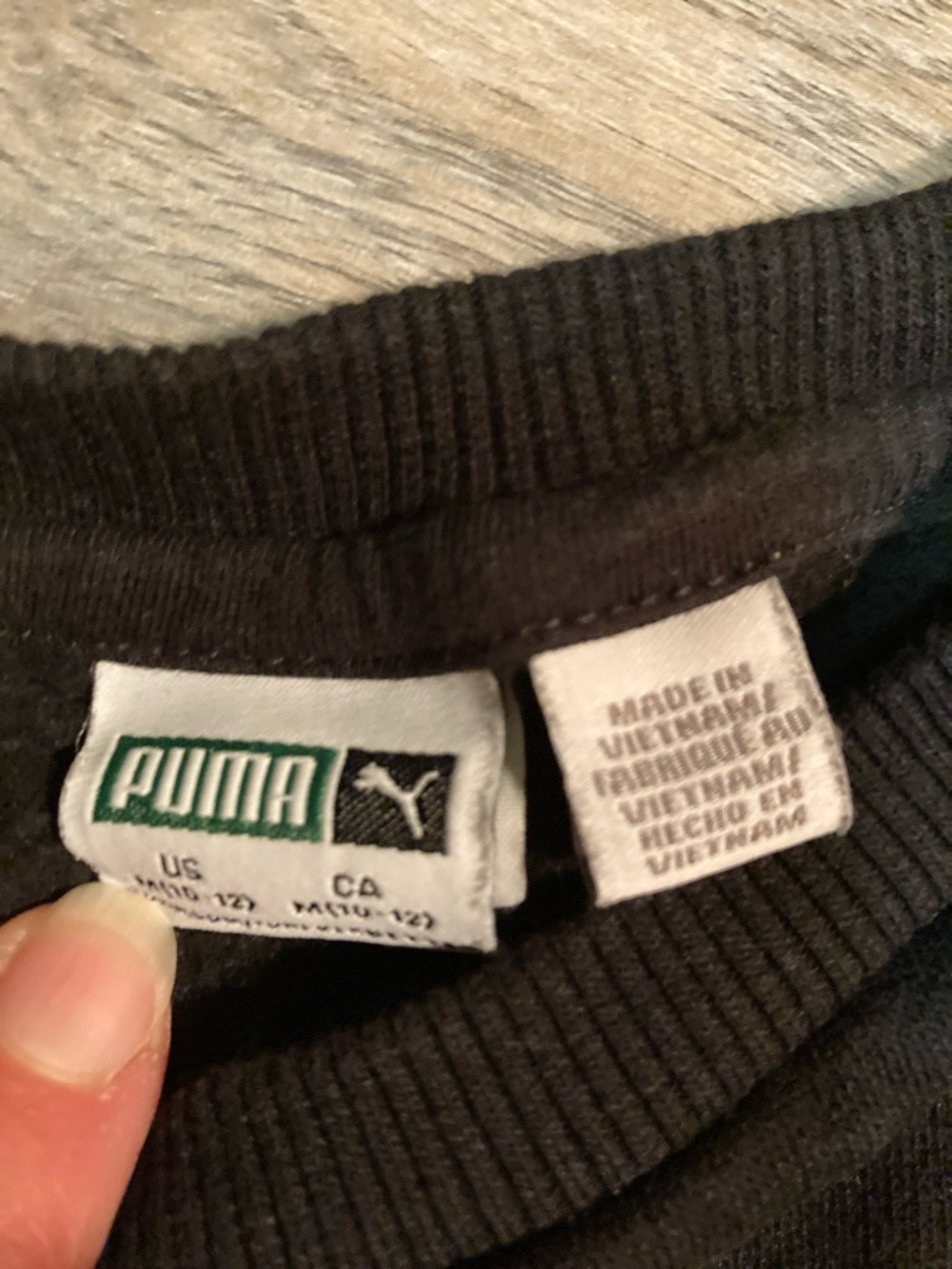 Puma Sweatshirt - Picture 2 of 3